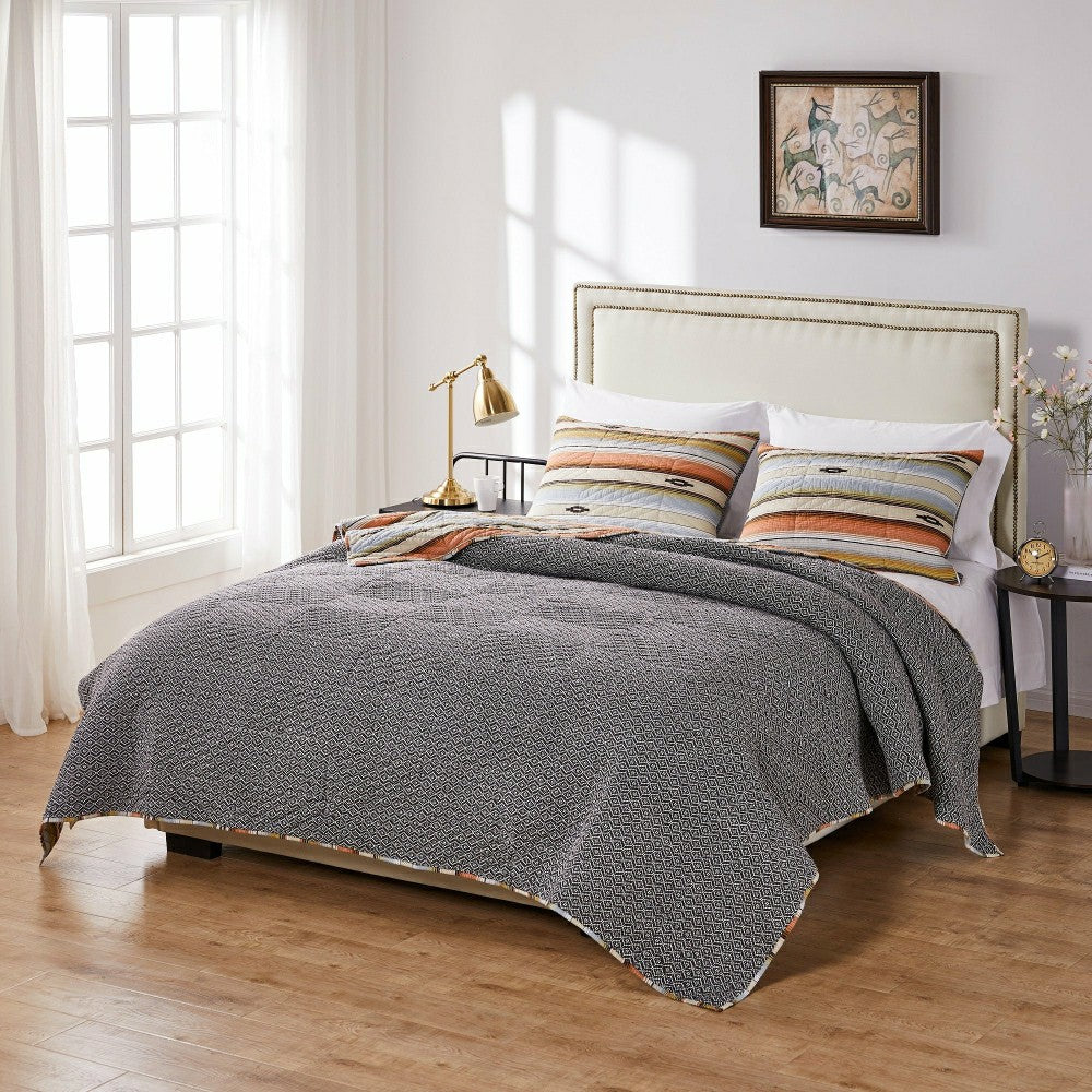 Plow & Hearth Painted Desert Reversible Bedding, Clay