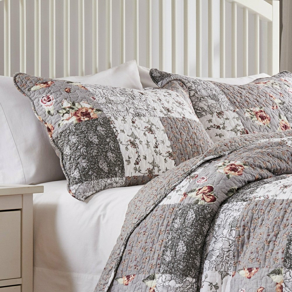 Plow & Hearth Giulia Reversible Bedding