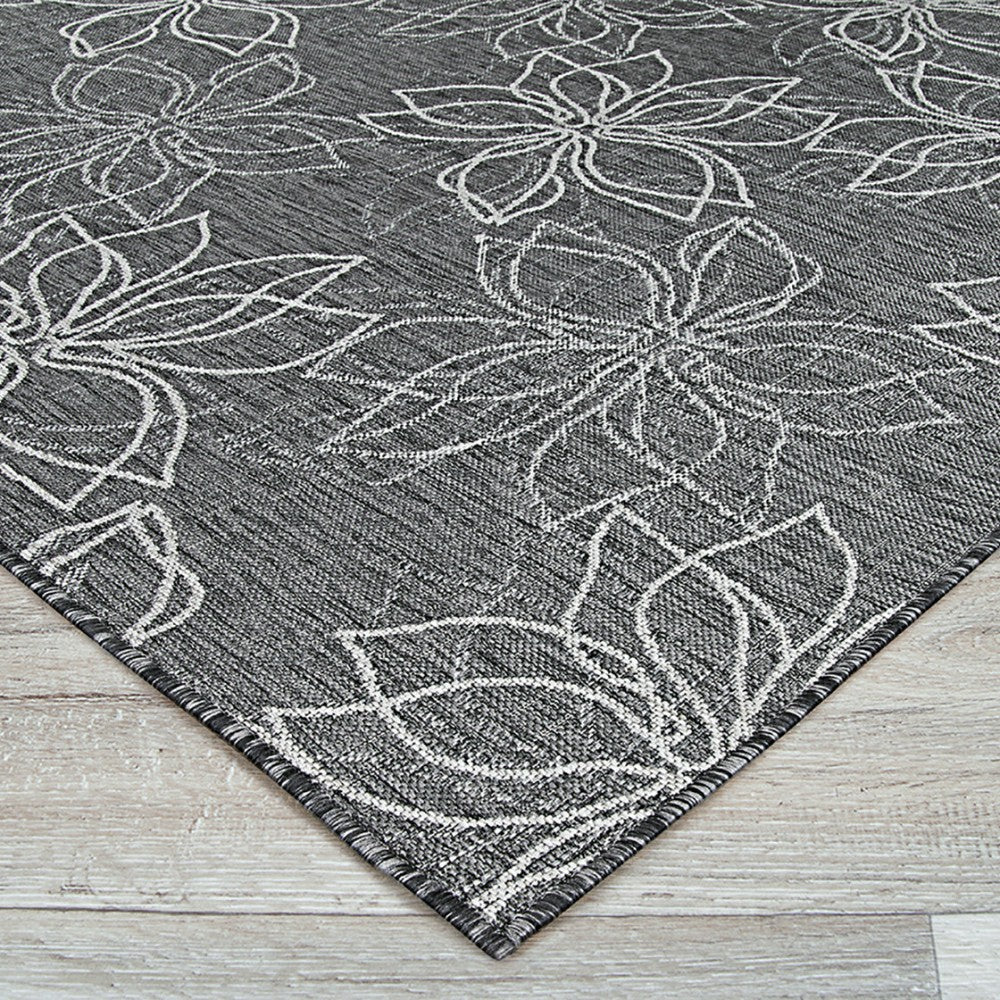 Plow & Hearth Charm Botanical Ash Indoor/Outdoor Area Rug