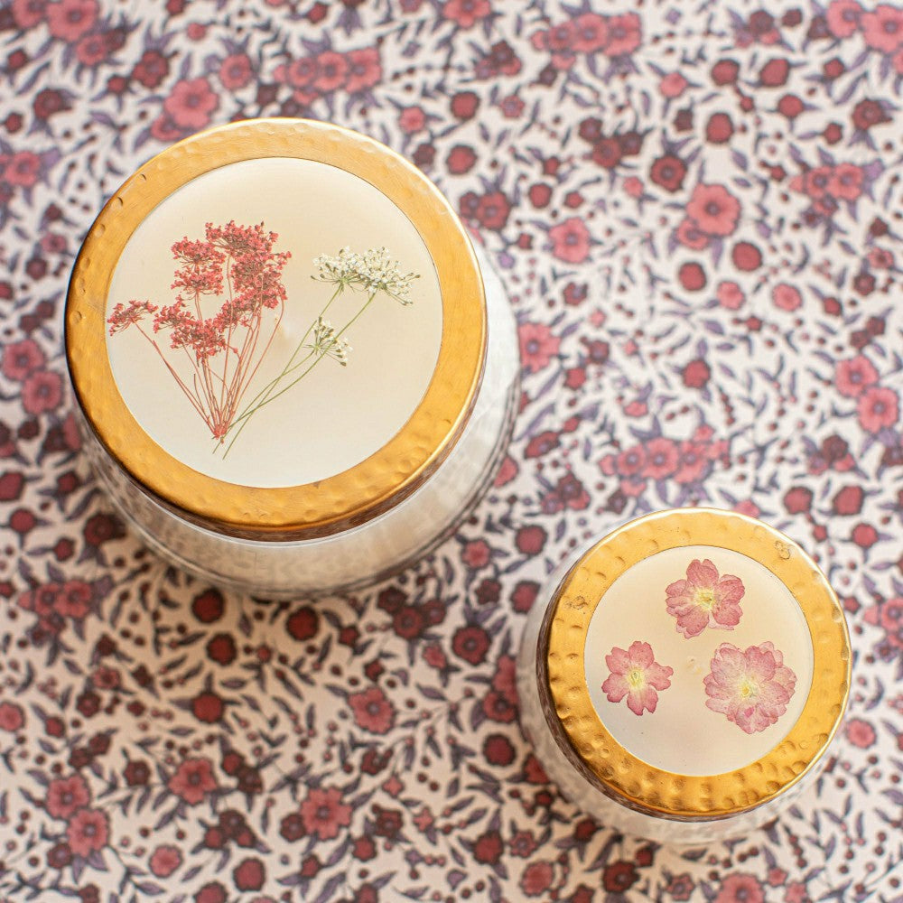 Plow & Hearth Spicy Apple Medium Pressed Floral Candle