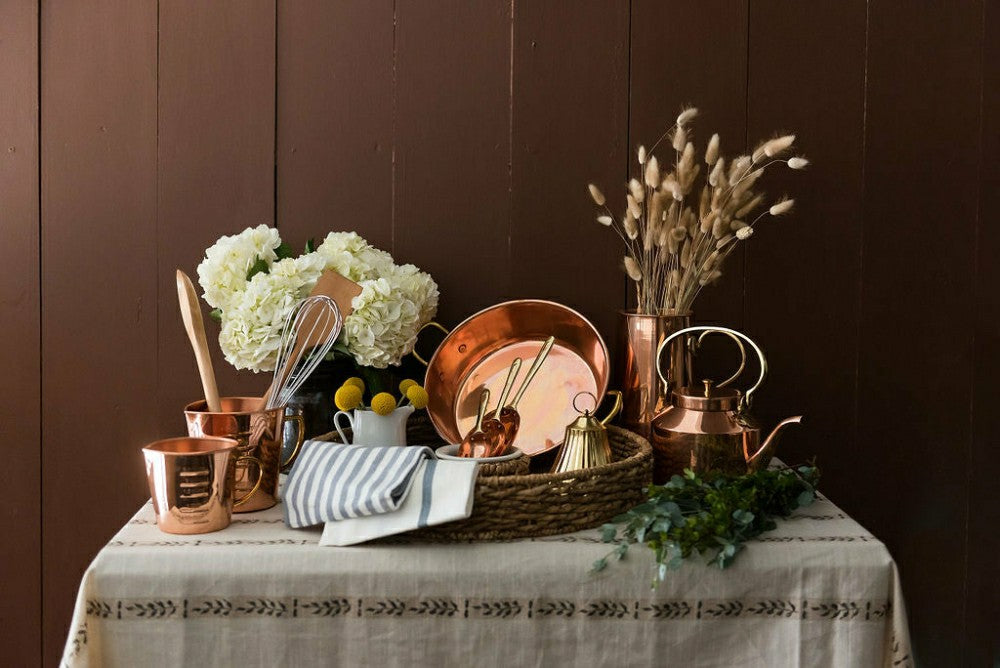 Plow & Hearth Walnut Leaf Tablecloth