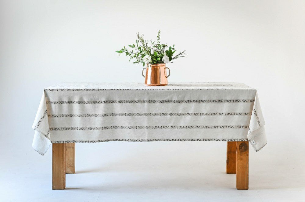 Plow & Hearth Walnut Leaf Tablecloth