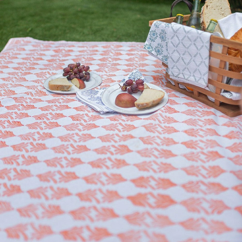 Plow & Hearth Table Throw - Palmetto, Orange & Melon