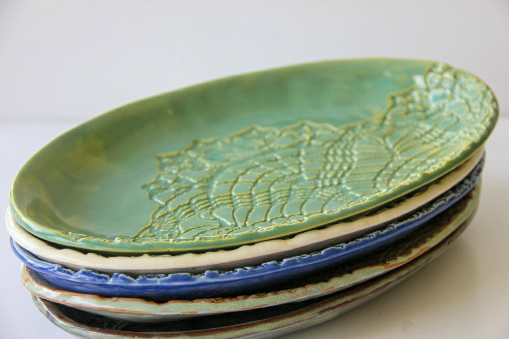 Plow & Hearth Ceramic Oval Platter