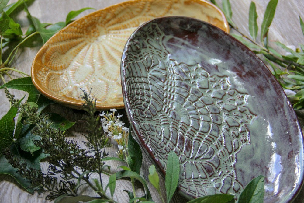 Plow & Hearth Ceramic Oval Platter