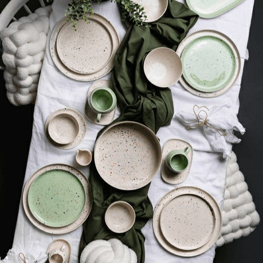 Plow & Hearth White Stoneware Ceramic Dinner Plates 11", Set of 6
