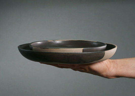 Plow & Hearth The Dinnerware Set - Gray/Black