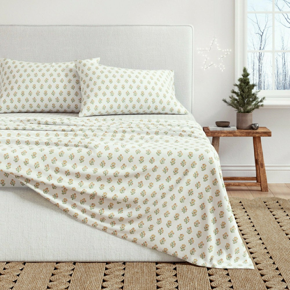 Plow & Hearth Turkish Cotton Flannel Sheet Set - Winter Floral Collection
