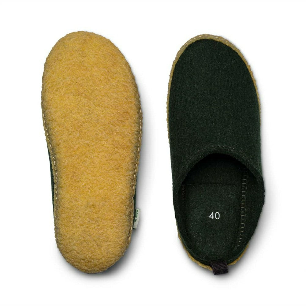 Plow & Hearth Kyrgies Outdoor Wool Slides