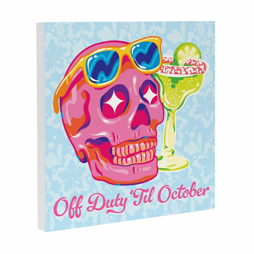 Plow & Hearth Summerween Indoor Wall Decor, Off Duty Skull, 12" L x 12" H