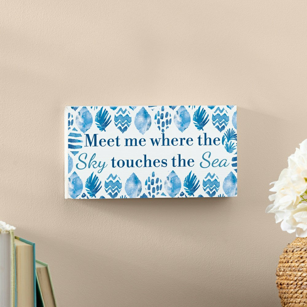 Plow & Hearth Southwest/Texas Blue Coastal Hanging Signs w/rope Landscape (11“x6”)​