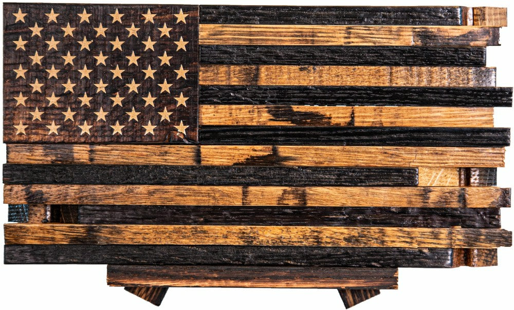 Plow & Hearth The Classic Cask Heritage Flag and Flag Stand
