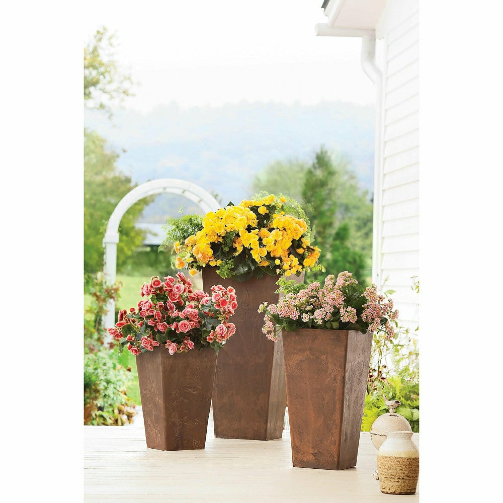 Plow & Hearth Small Sussex Frost-Proof Resin Planter