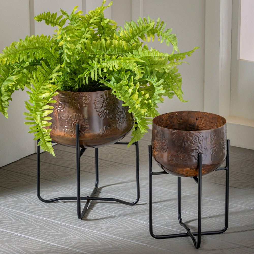 Plow & Hearth Petal & Plow Planter, Embossed Metal Sunflower with Stand, Set of 2