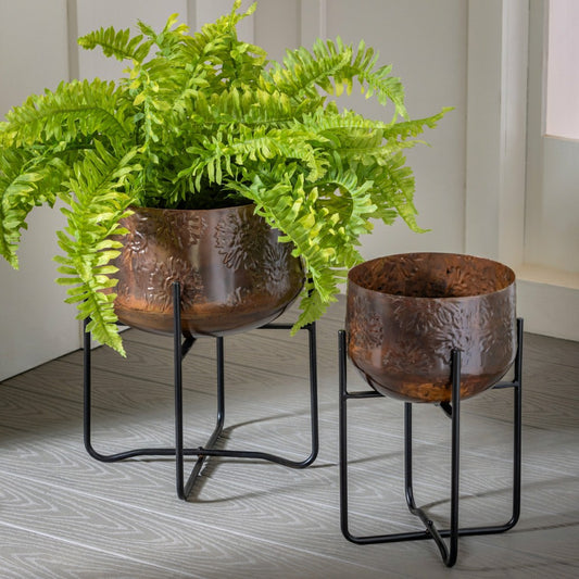 Plow & Hearth Petal & Plow Planter, Embossed Metal Sunflower with Stand, Set of 2