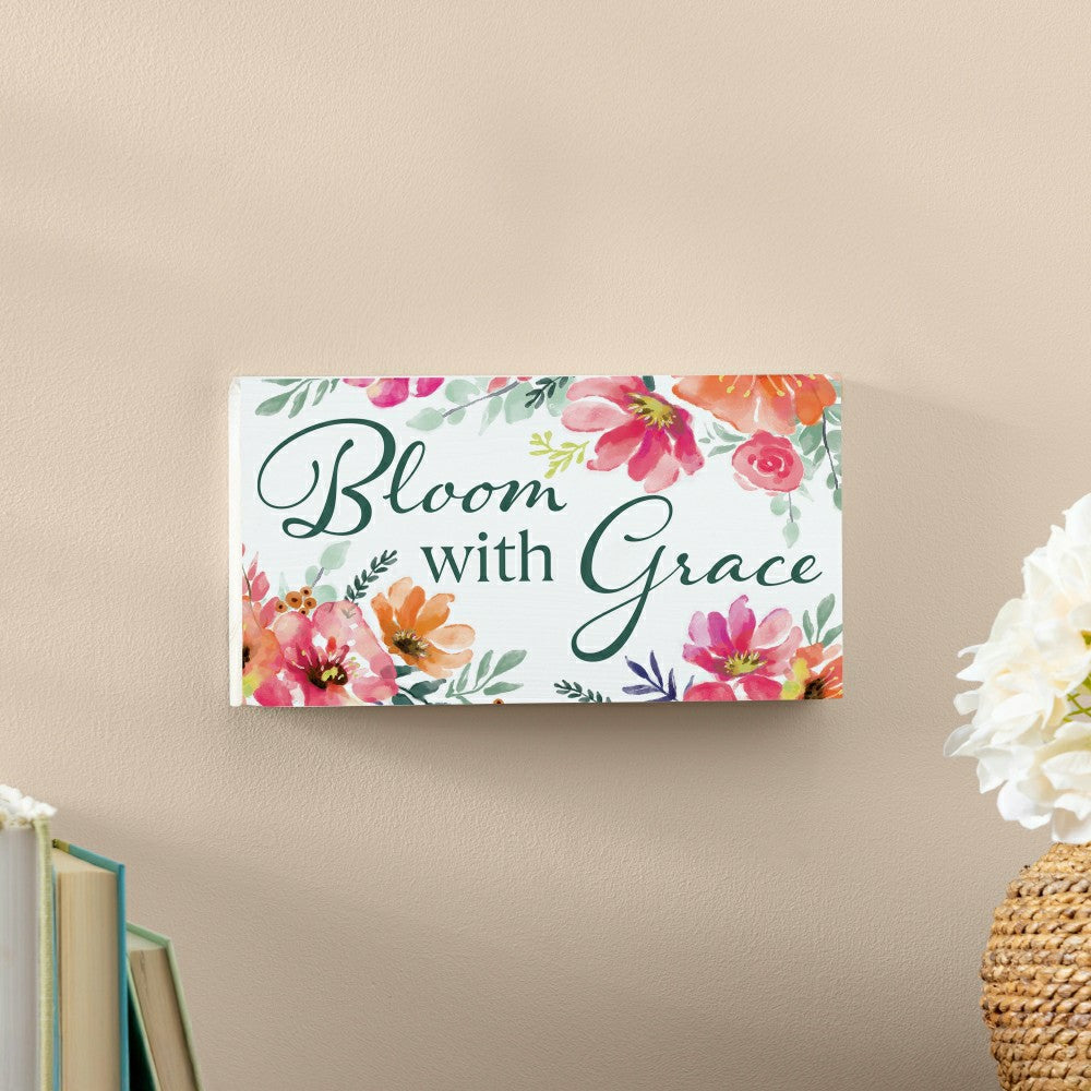 Plow & Hearth Home Coordinates Dandelion Hanging Sign, Hello 11x6"