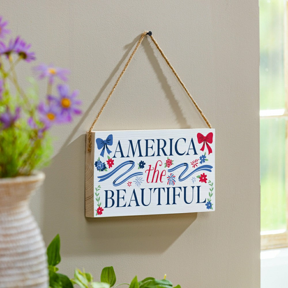Plow & Hearth Americana Mantle Signs (18"x5" )