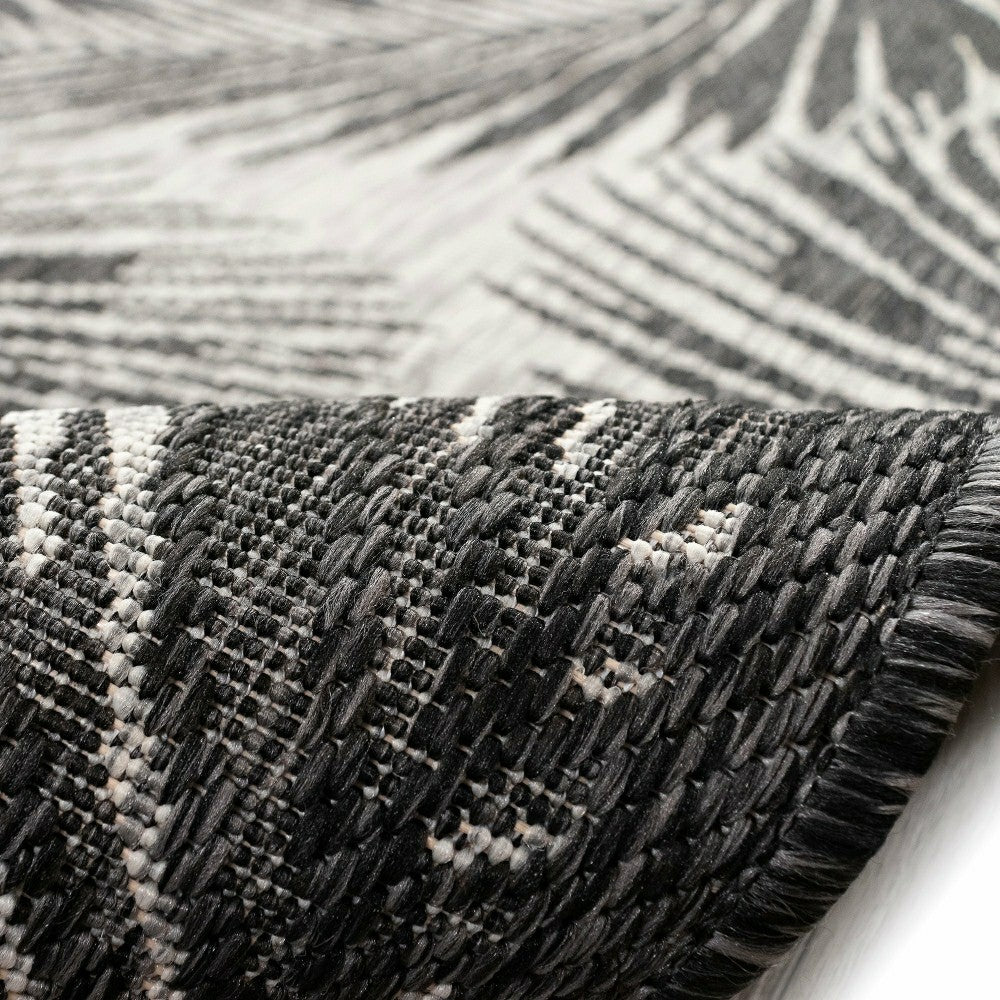 Plow & Hearth Liora Manne Carmel Fronds Indoor/Outdoor Area Rug Black