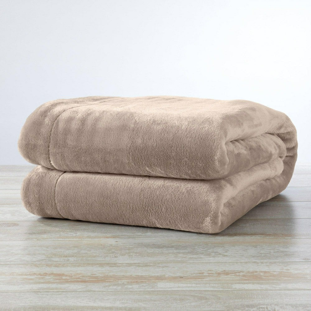 Plow & Hearth Velvet Plush Sherpa Luxury Bed Blanket - Kinsley Collection