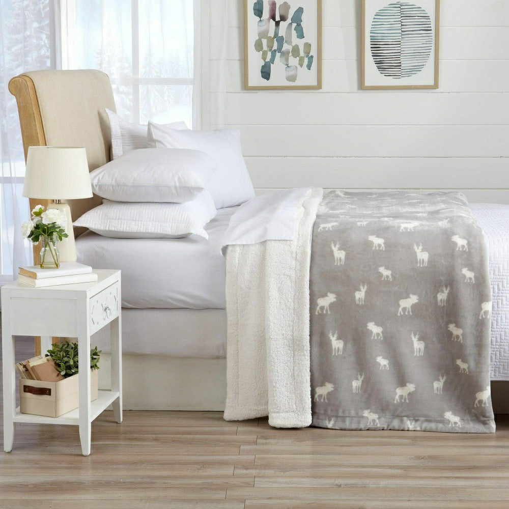 Plow & Hearth Velvet Plush Sherpa Luxury Bed Blanket - Kinsley Collection