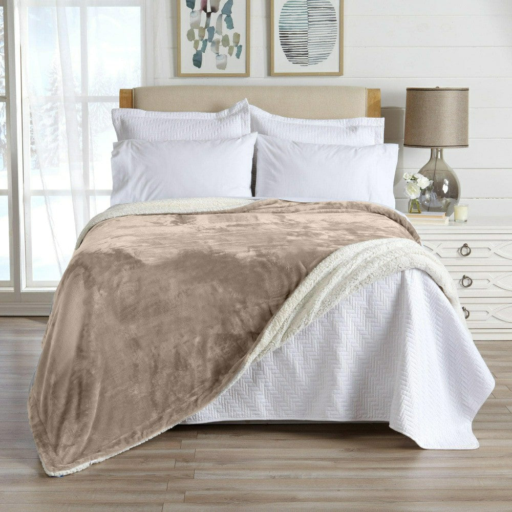 Plow & Hearth Velvet Plush Sherpa Luxury Bed Blanket - Kinsley Collection