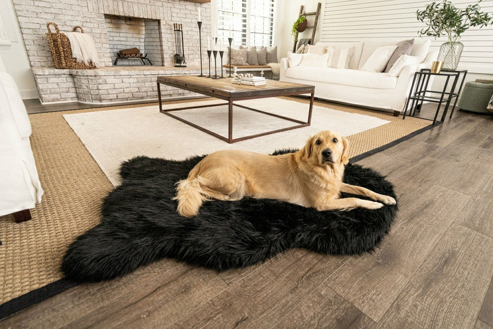 Plow & Hearth PupRug by Paw.com® Faux Fur Orthopedic Dog Bed - Curve Midnight Black