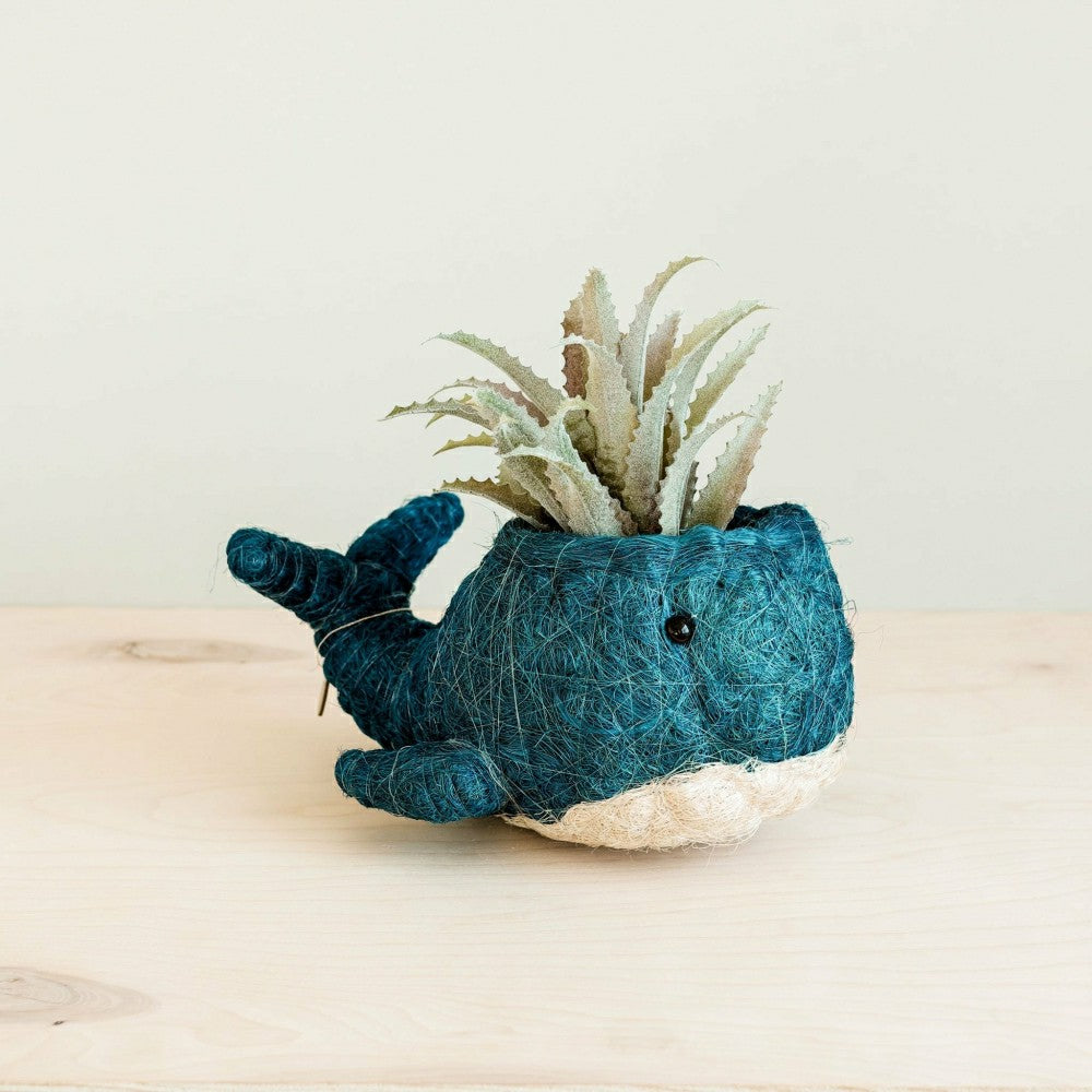 Plow & Hearth Wicker Whale Planter - Coco Planter