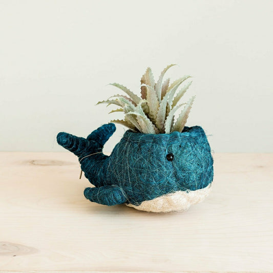 Plow & Hearth Wicker Whale Planter - Coco Planter