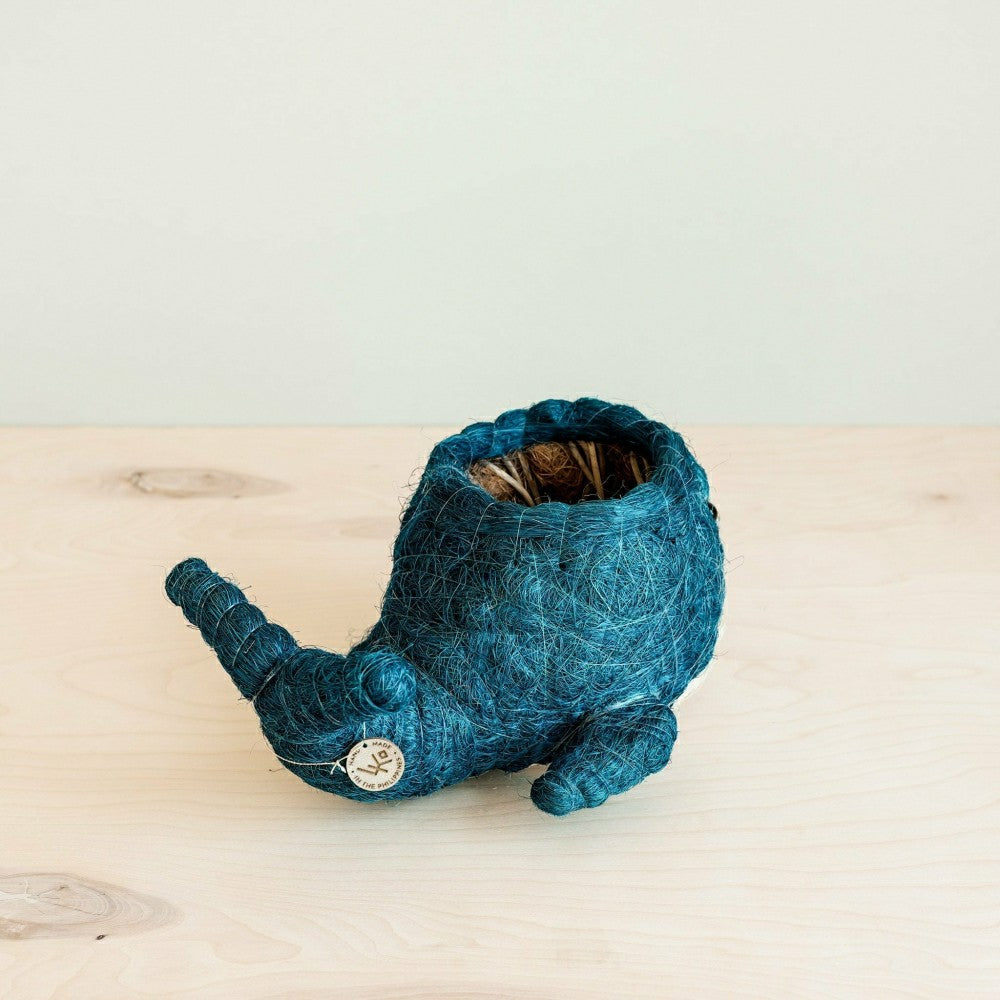 Plow & Hearth Wicker Whale Planter - Coco Planter