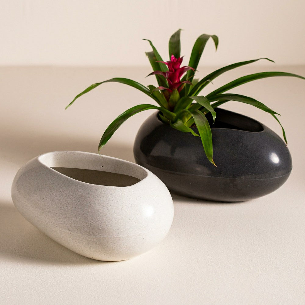Plow & Hearth Brazilian Egg Shaped Planter