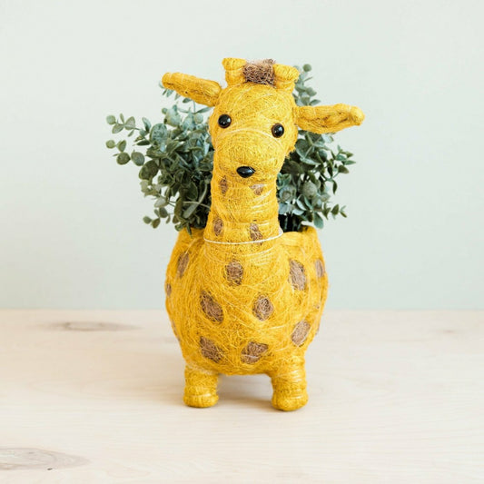 Plow & Hearth Giraffe Planter - Coco Coir Planter