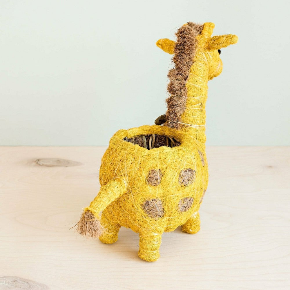 Plow & Hearth Giraffe Planter - Coco Coir Planter