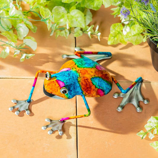 Plow & Hearth Metal Gradient Frog Garden Statue, 14"H