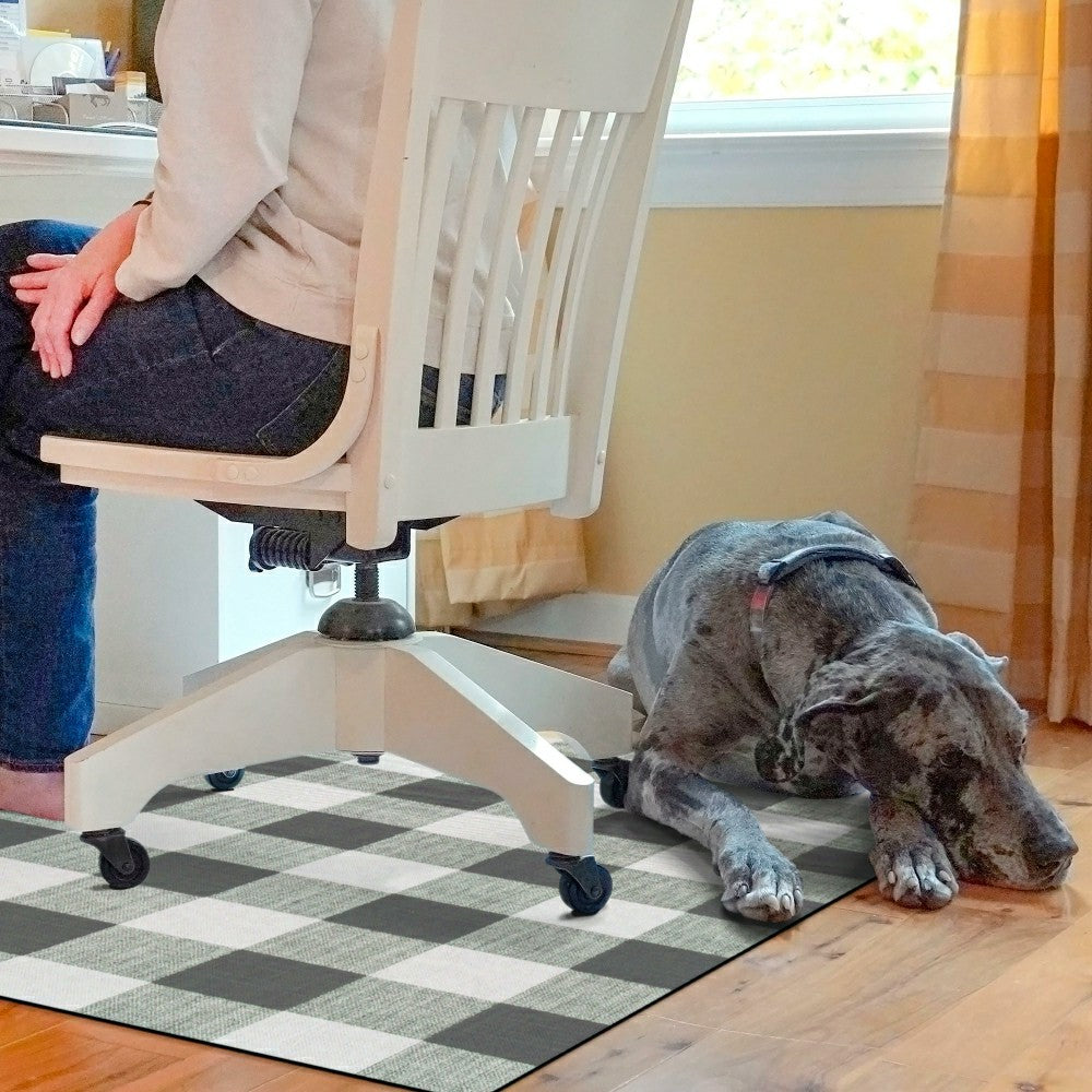 Plow & Hearth Buffalo Plaid Chair Mat
