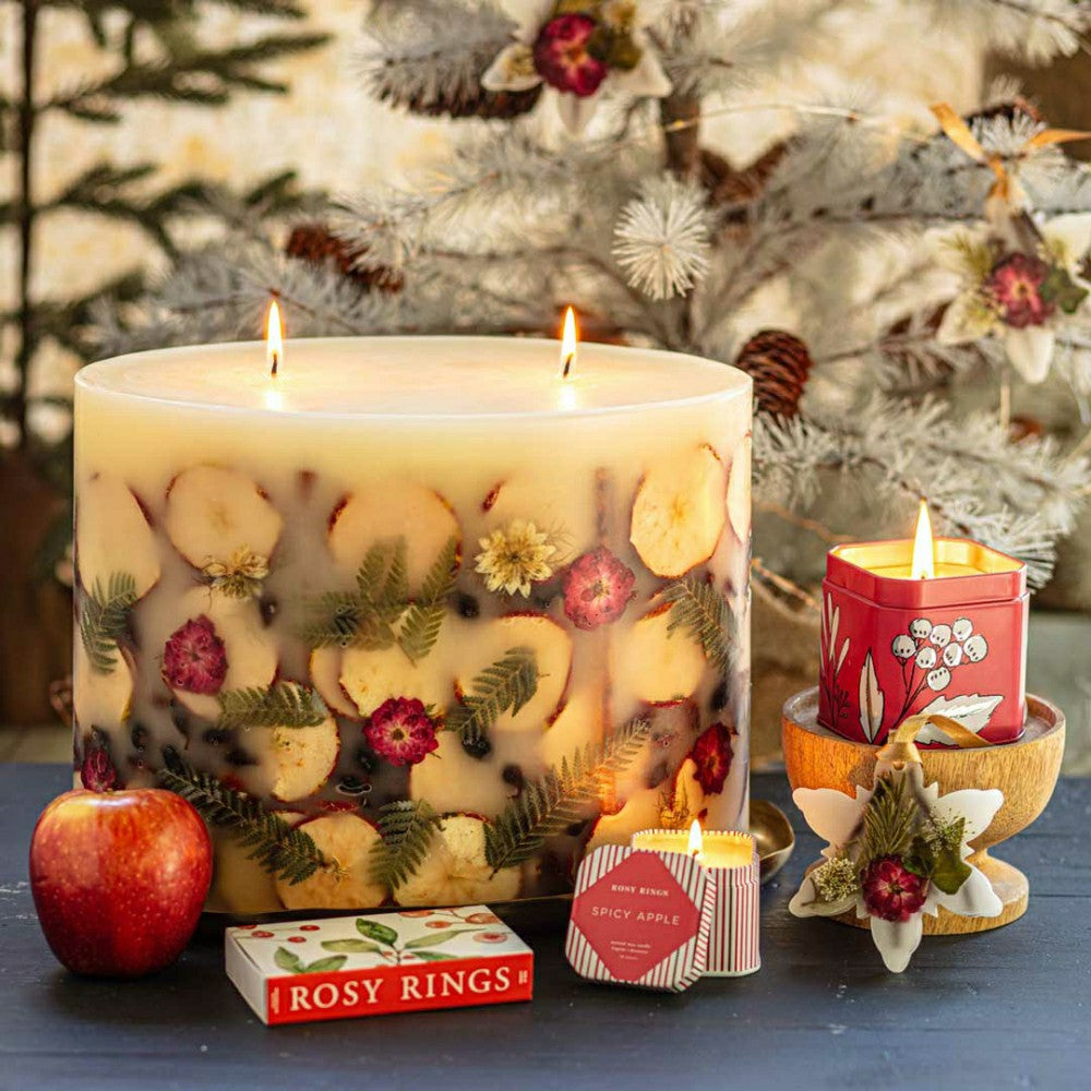 Plow & Hearth Centerpiece Botanical Candle - Spicy Apple