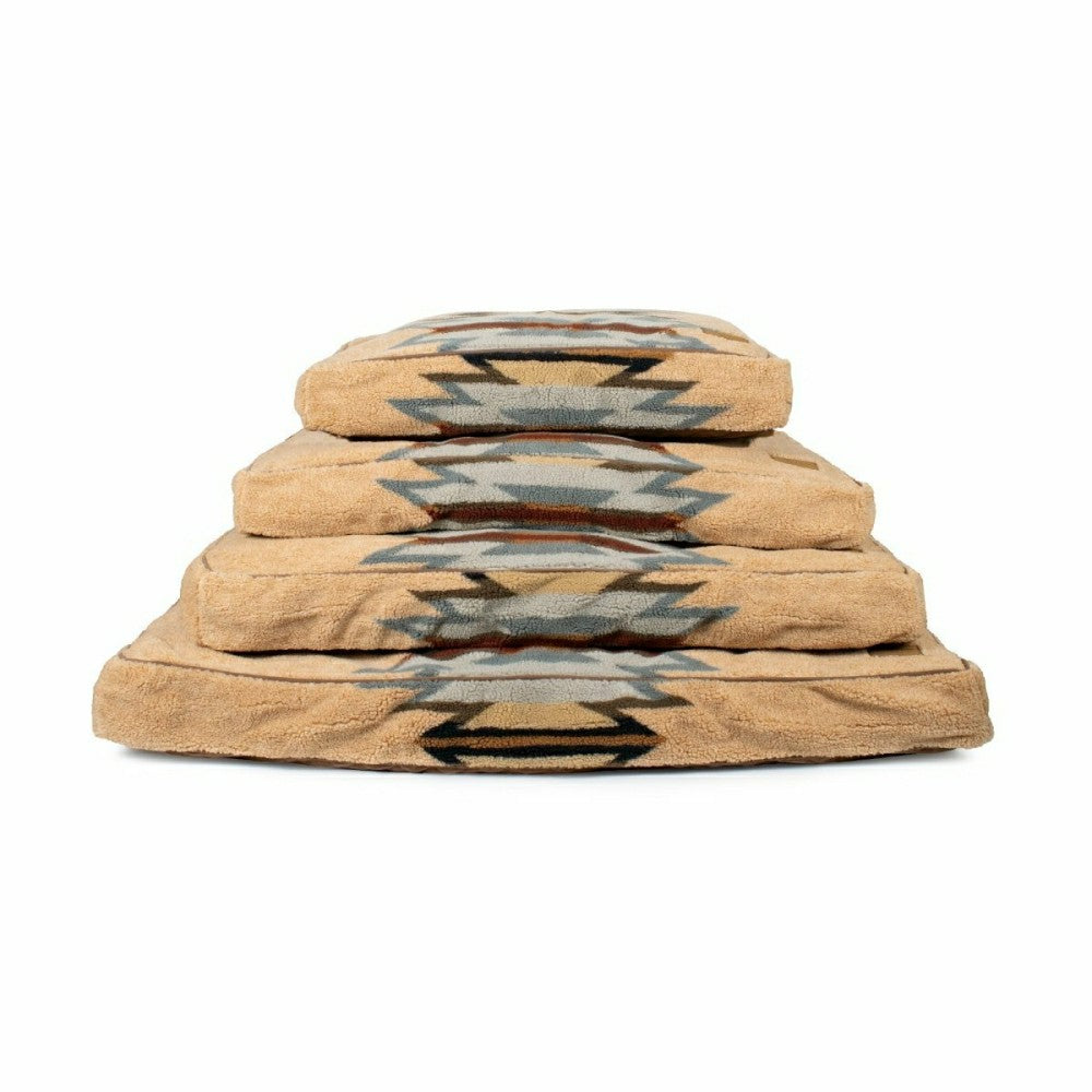 Plow & Hearth Pendleton Berber Pet Napper