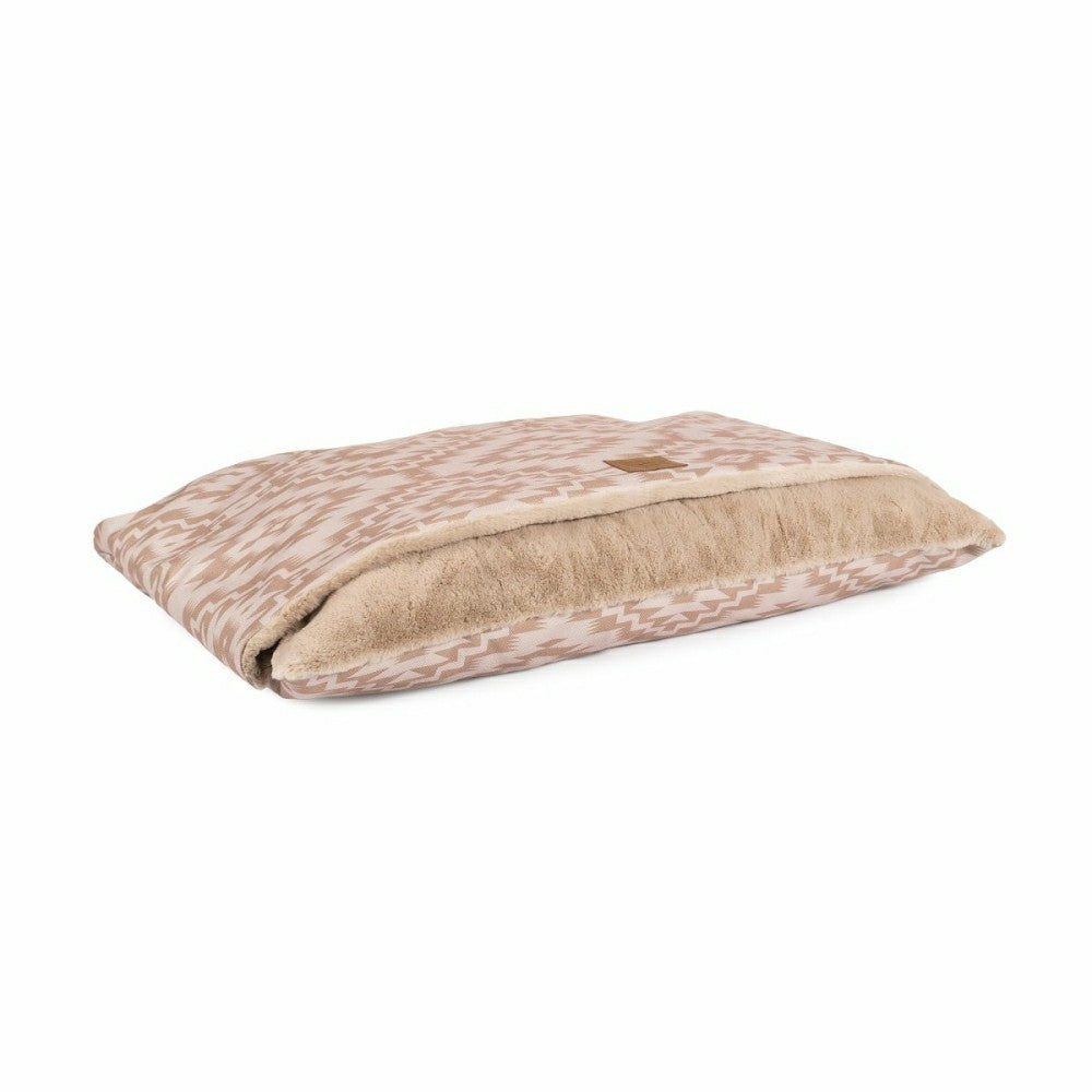 Plow & Hearth Pendleton Burrow Bed