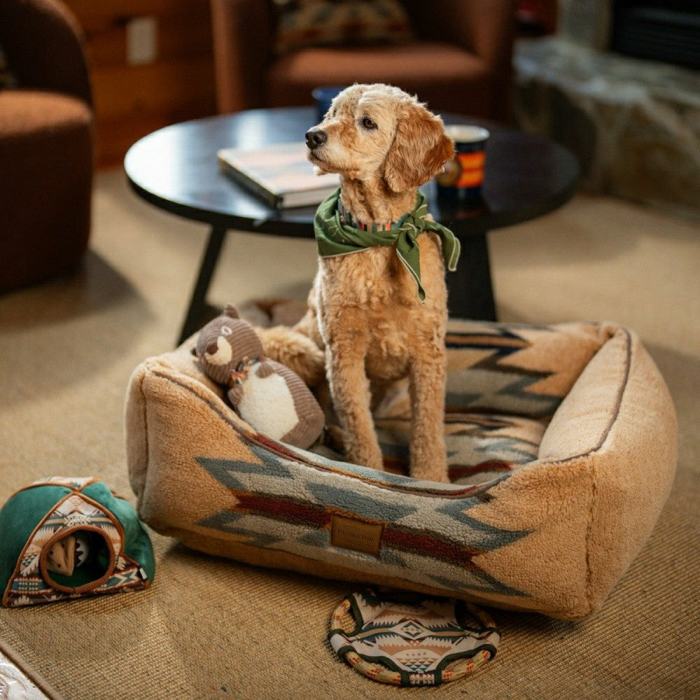 Plow & Hearth Pendleton Berber Kuddler