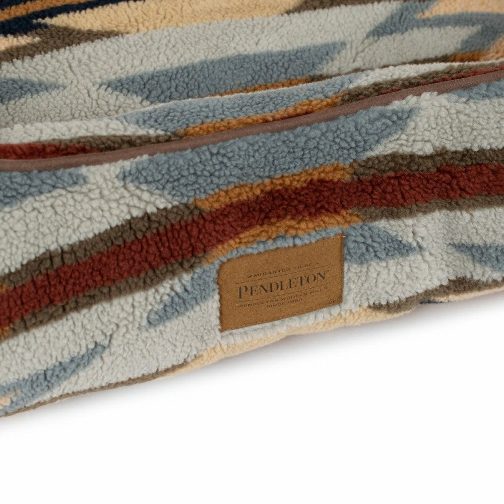 Plow & Hearth Pendleton Berber Kuddler