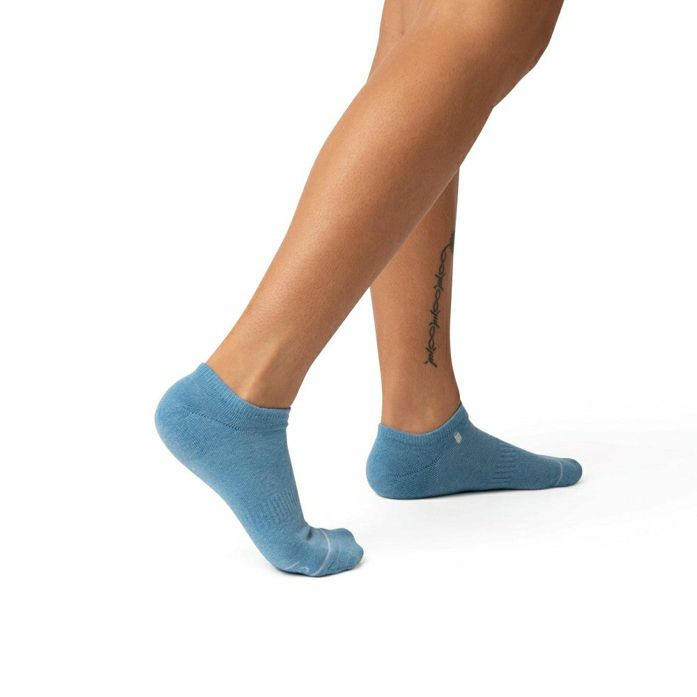 Plow & Hearth Socks that Give Books