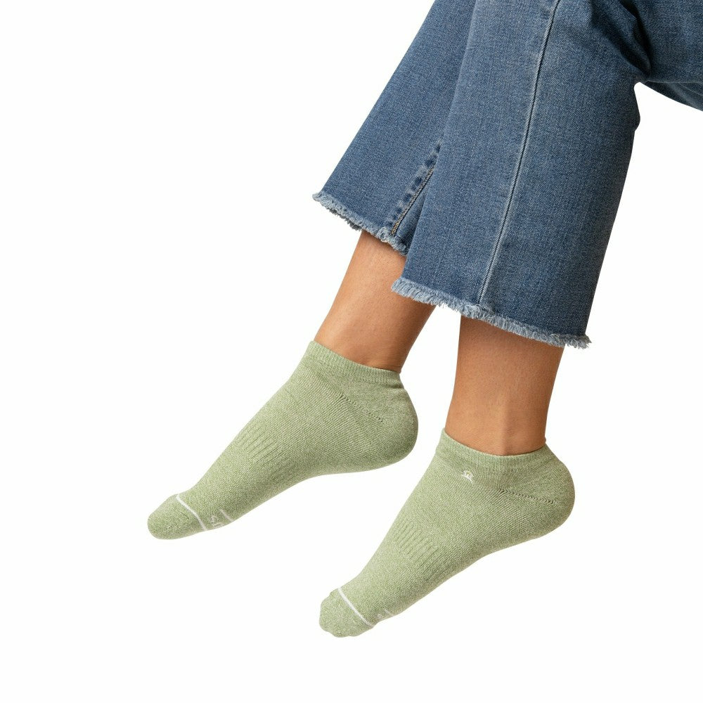 Plow & Hearth Socks that Build Homes