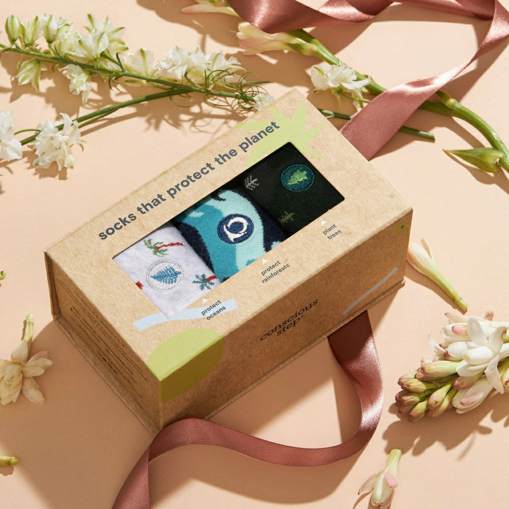 Plow & Hearth Protect the Planet Gift Box
