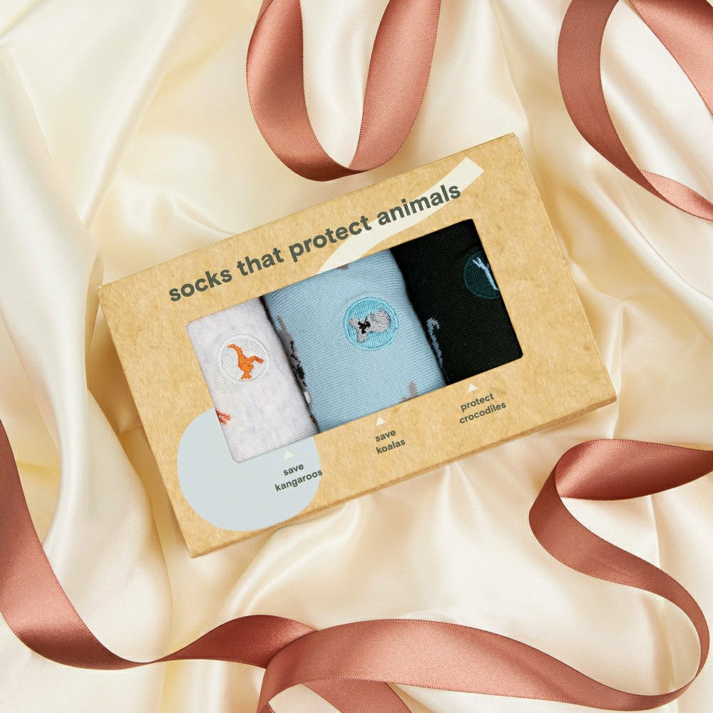 Plow & Hearth Protect Animals Gift Box