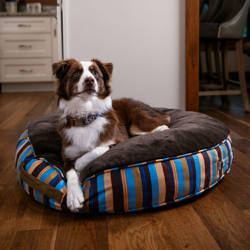 Plow & Hearth Round Stripe Pet Bed with Fur
