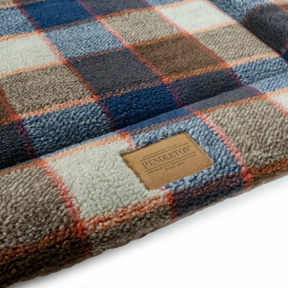 Plow & Hearth Pendleton Berber Comfort Cushion