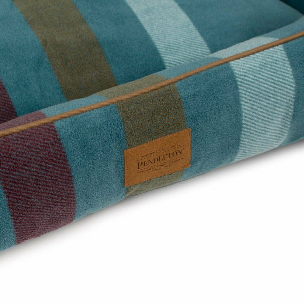Plow & Hearth Pendleton Classic Kuddler