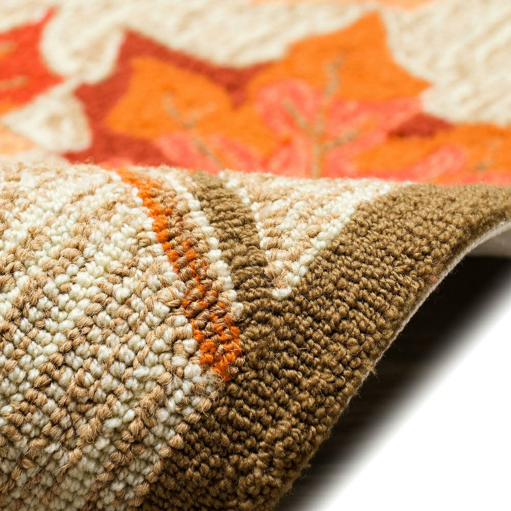Plow & Hearth Indoor/Outdoor Falling Leaves Border Rug, 7'6" x 9'6"