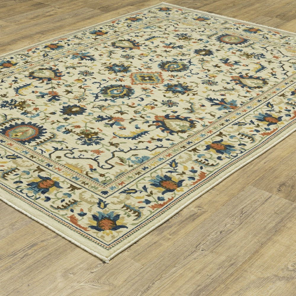 Plow & Hearth Indoor/Outdoor Clover Hill Border Polypropylene Rug, 6'7" x 9'6"