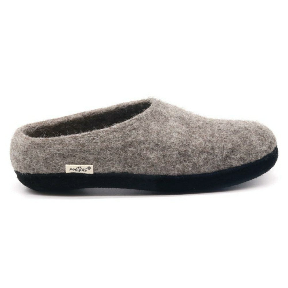 Plow & Hearth Mens Newport Noir Wool House Shoe
