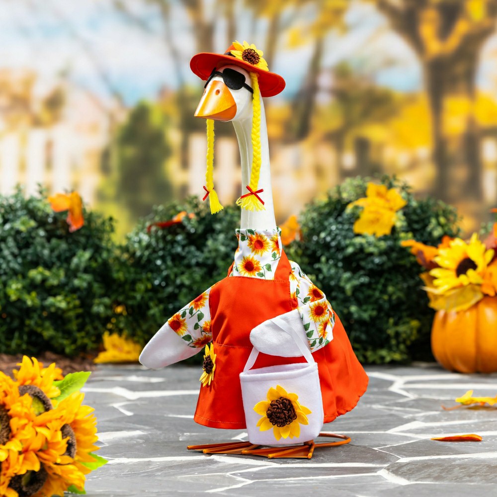 Plow & Hearth Giddy The Goose, Metal Porch Statue With Sunflower Dress Outfit, 21"H